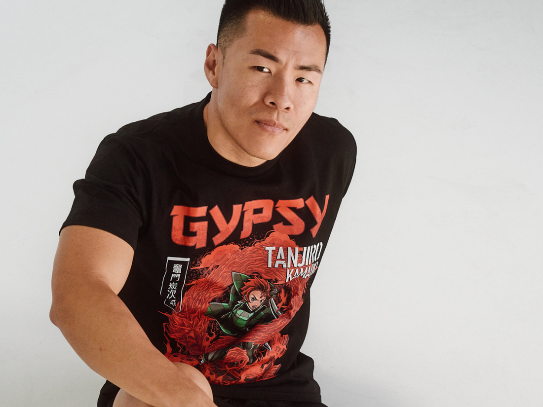 LEVEL UP YOUR STYLE: THE BEST GRAPHIC TEES FOR ANIME FANS